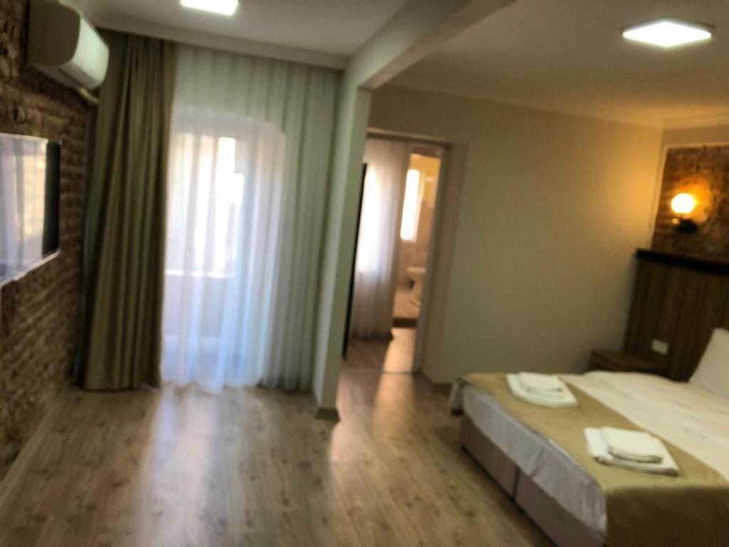 La Pera Suites Istambul Exterior foto