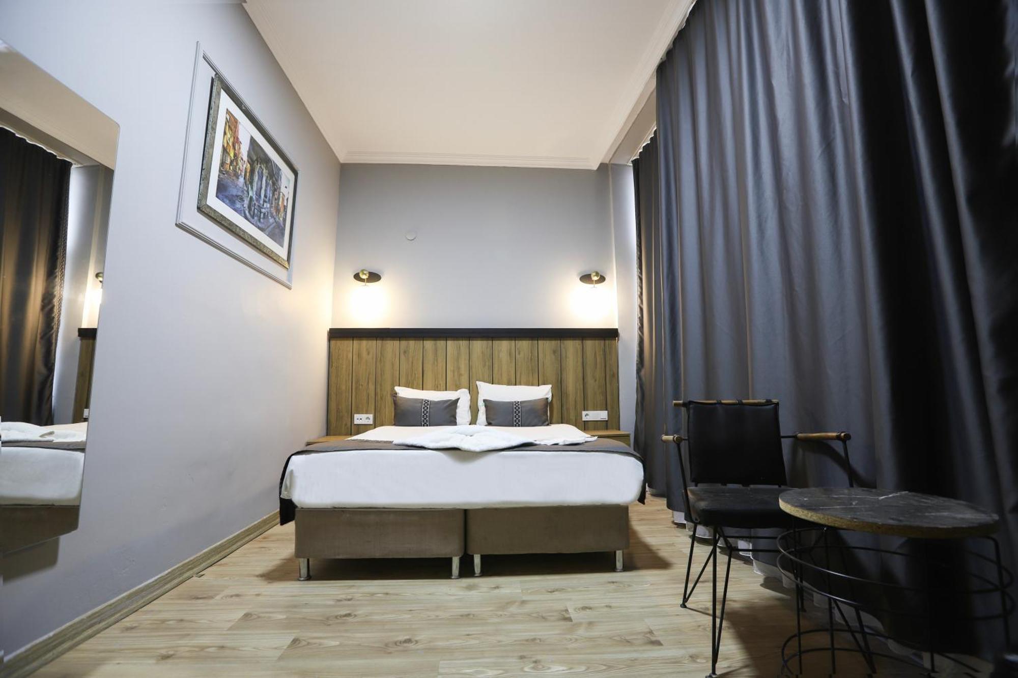 La Pera Suites Istambul Exterior foto